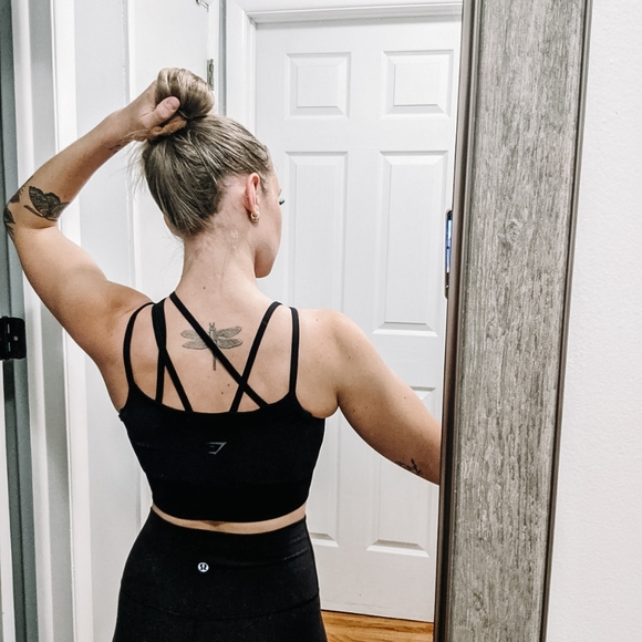 Gymshark black sports bra - Picture 2 of 4